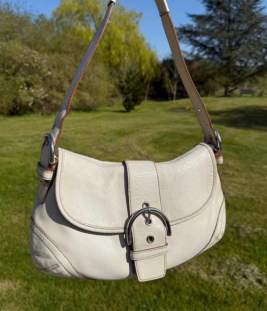 COACH Vintage Large Soho Buckle Shoulder Bag – Off White Leather (Style 9248) 👜